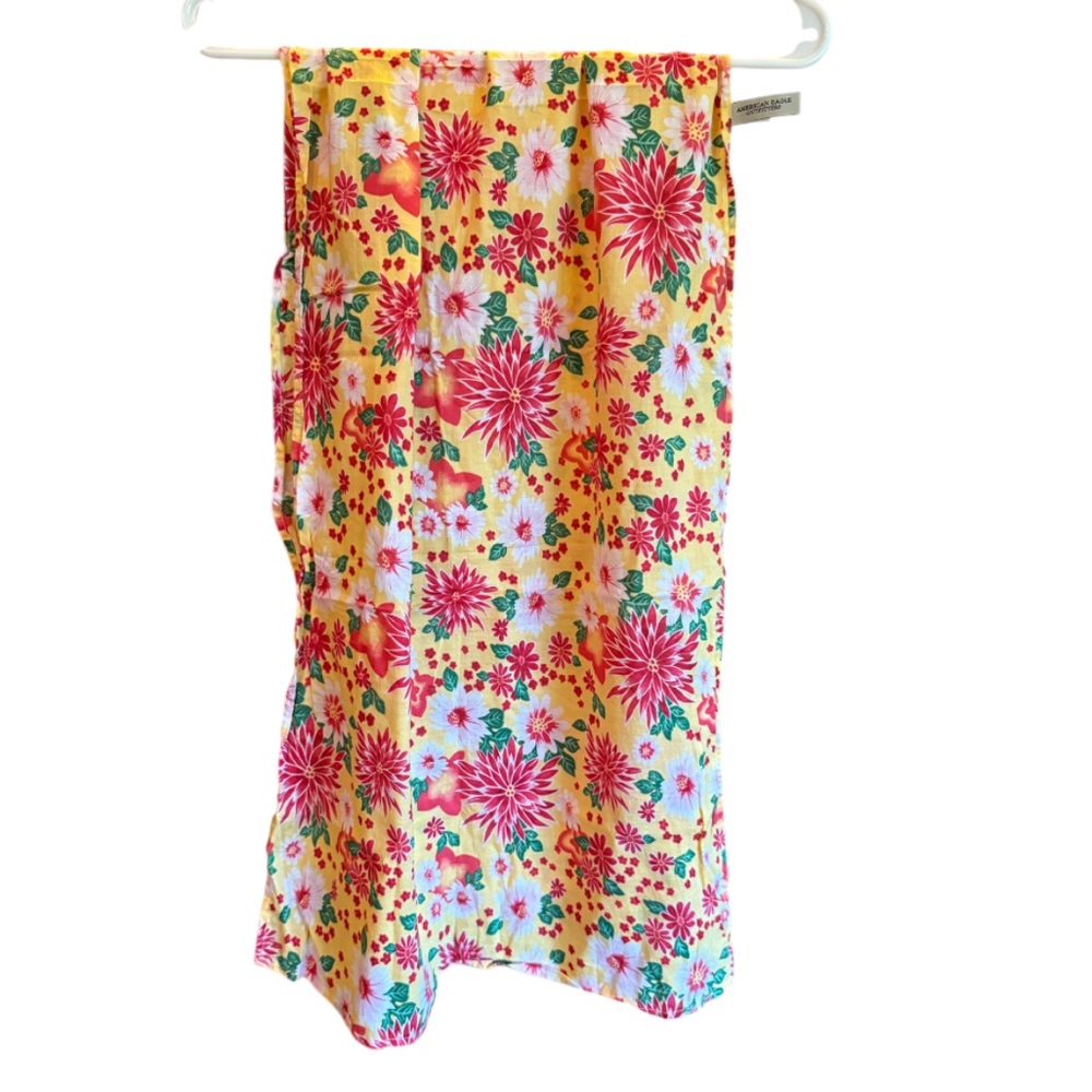 American Eagle Outfitters Lotus Flora Print 100% Cotton Sarong/Wrap/Scarf ⭐️
